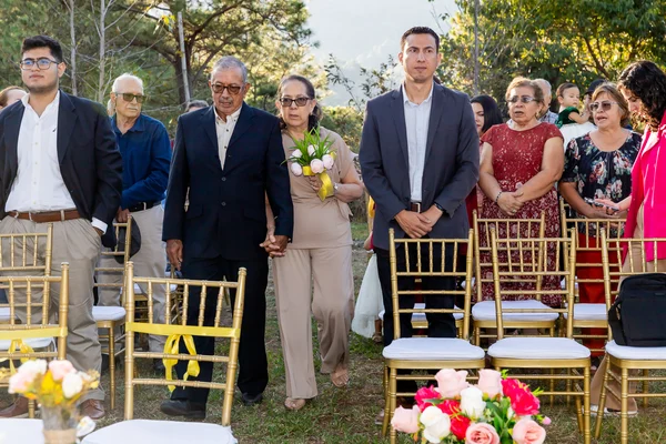 Fotografía de Bodas de Oro - Luis y Julieta