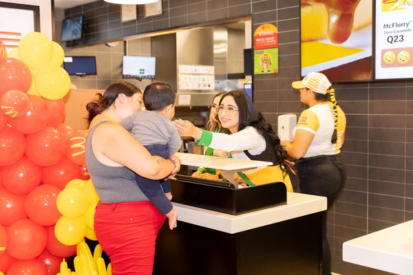 Fotografía de MCDía Feliz - Finactiva T-presta