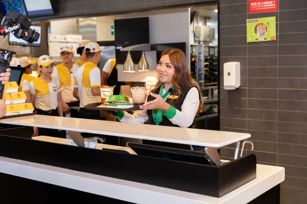 Fotografía de MCDía Feliz - Finactiva T-presta