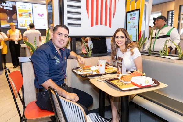 Fotografía de MCDía Feliz - Eduardo Díaz