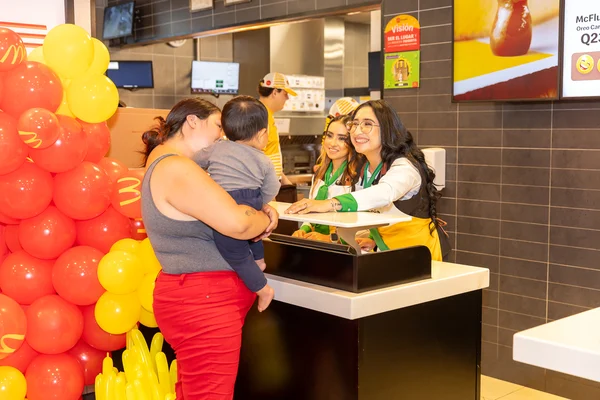 Fotografía de MCDía Feliz - Finactiva T-presta