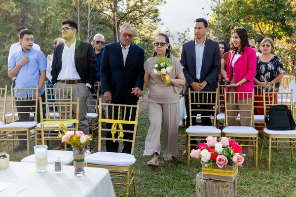 Fotografía de Bodas de Oro - Luis y Julieta