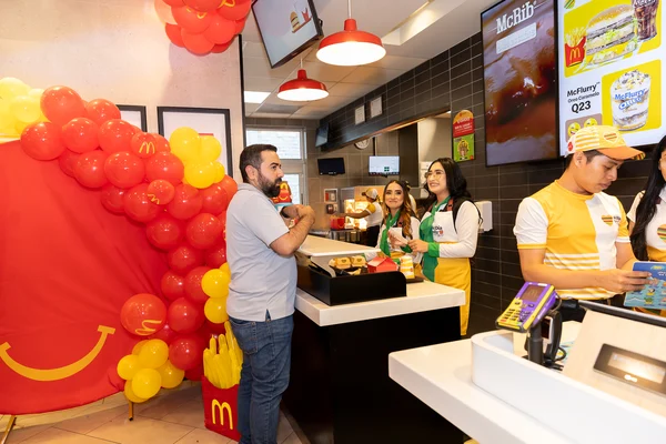 Fotografía de MCDía Feliz - Finactiva T-presta