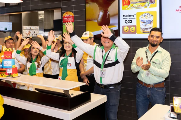 Fotografía de MCDía Feliz - Finactiva T-presta