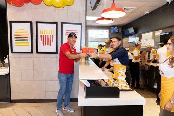 Fotografía de MCDía Feliz - Eduardo Díaz